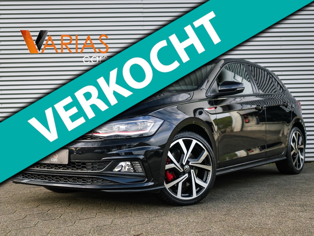 Volkswagen Polo - 2.0 TSI GTI Pano Camera Virtual Navi CarPlay - AutoWereld.nl