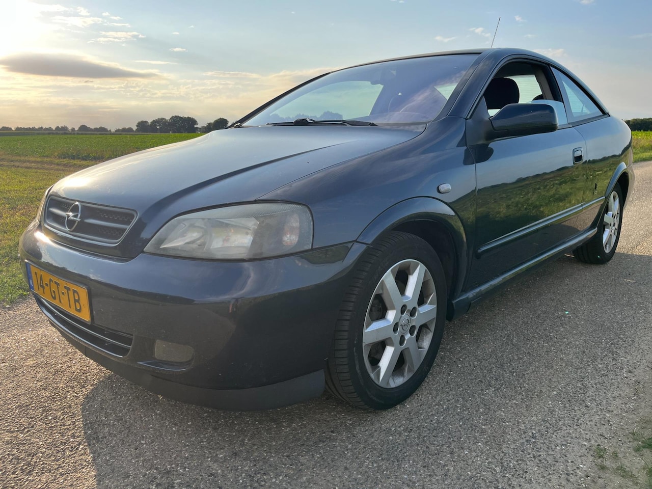 Opel Astra Coupé - 2.2-16V 2.2-16V - AutoWereld.nl