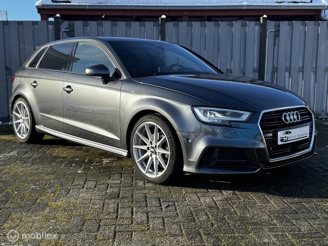 Audi A3 Sportback - 35 TFSI CoD 3x S-line Virtual S-tronic - AutoWereld.nl