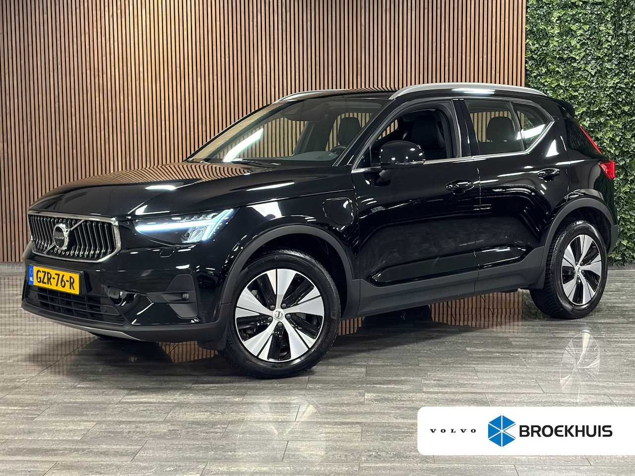 Volvo XC40 - T4 Recharge Inscription MY23 | 360° Camera | Trekhaak | All Season banden | Bestuurderssto - AutoWereld.nl