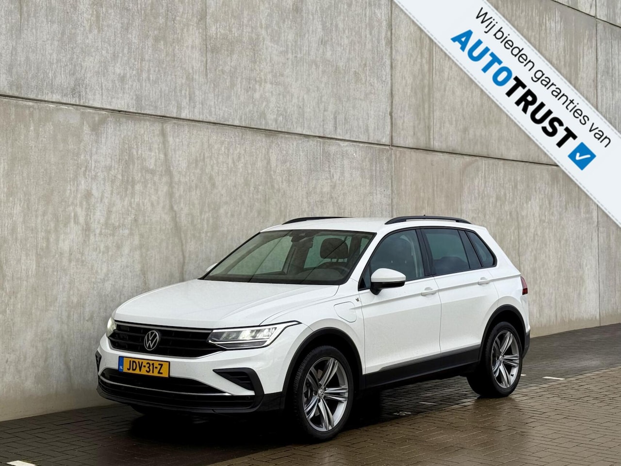 Volkswagen Tiguan - 1.4 TSI eHybrid | virtual | camera | ACC - AutoWereld.nl