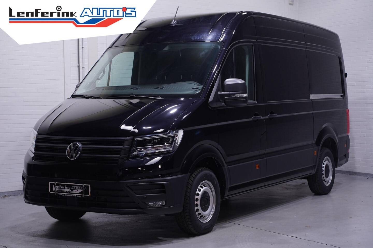 Volkswagen Crafter - 2.0 TDI 177 pk DSG Aut. L3H3 Nieuw BPM vrij Navi 2x Schuifdeur, LED Koplampen, Trekhaak me - AutoWereld.nl