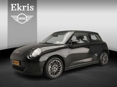 MINI Cooper - 3-deurs E LED / Park assist / Stoelverwarming / Driving assist / Alu wielen 17 inch