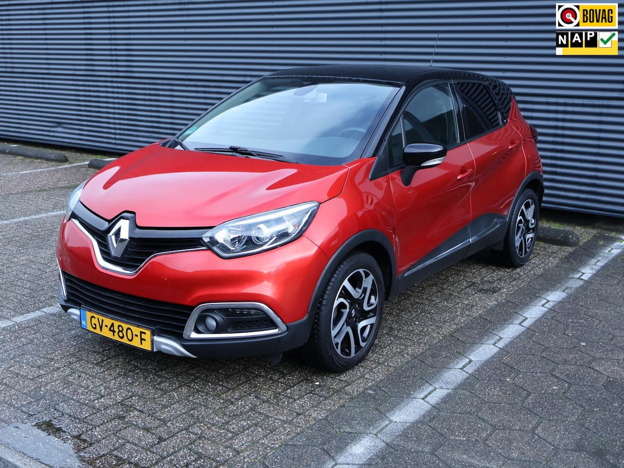 Renault Captur - 1.2 TCe Xmod 1e eigenaar NAP Dealer Camera Keyless Leder Navi PDC Trekhaak Cruise Airco - AutoWereld.nl