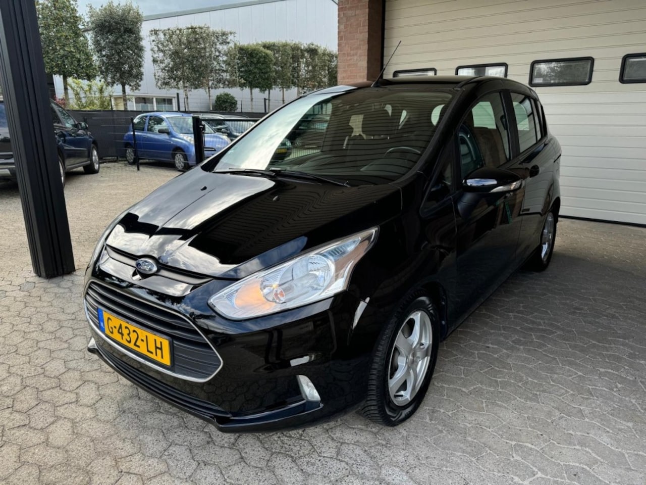 Ford B-Max - 1.0 EcoBoost climate control Navi trekh. PDC - AutoWereld.nl