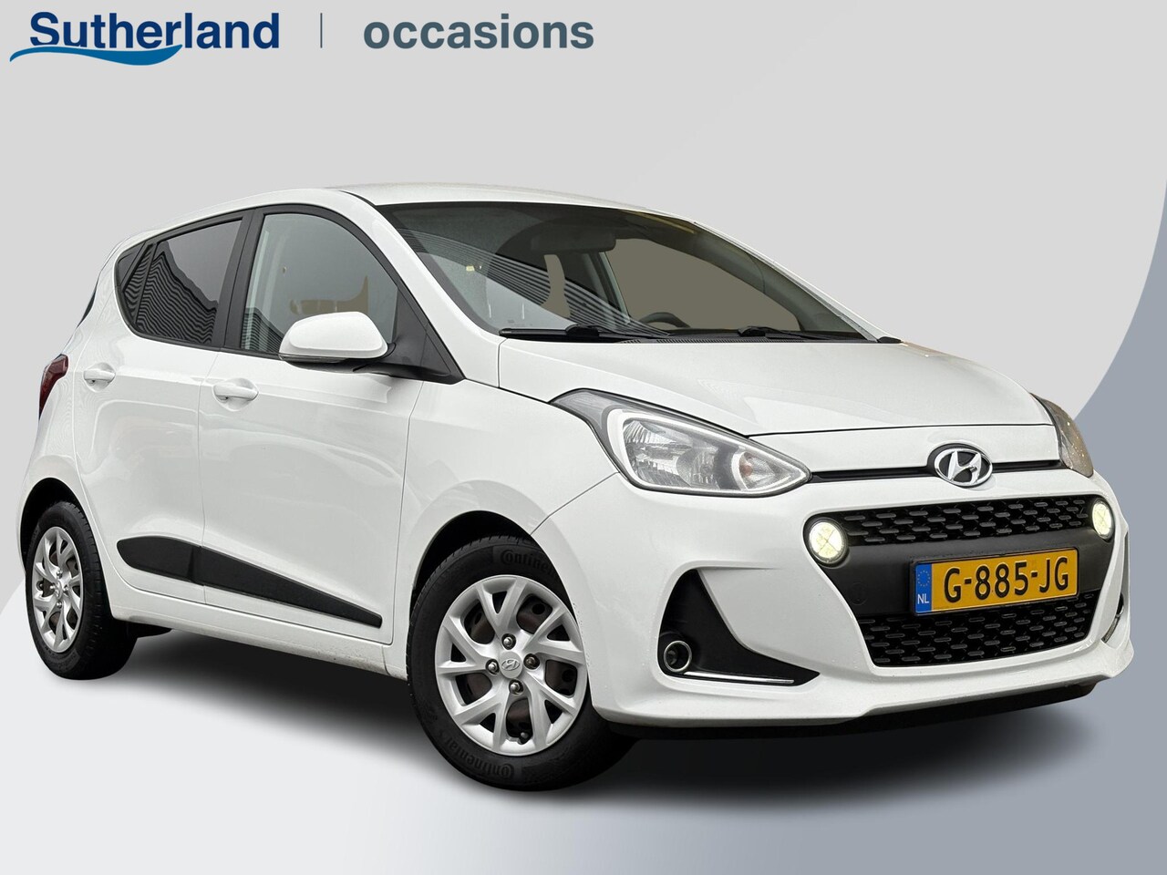 Hyundai i10 - 1.0i Premium | Stoelverwarming | Cruise Control | Parkeersensoren | Navigatie & Carplay | - AutoWereld.nl