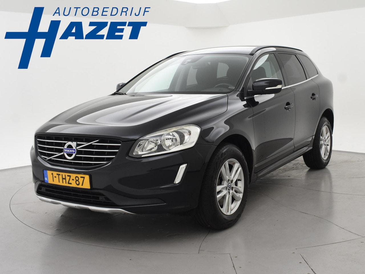Volvo XC60 - 2.0 D4 180 PK AUT. EURO 6 - ORIG. NL + NAVIGATIE | ELEKTR. ACHTERKLEP | PRIVACY GLASS - AutoWereld.nl