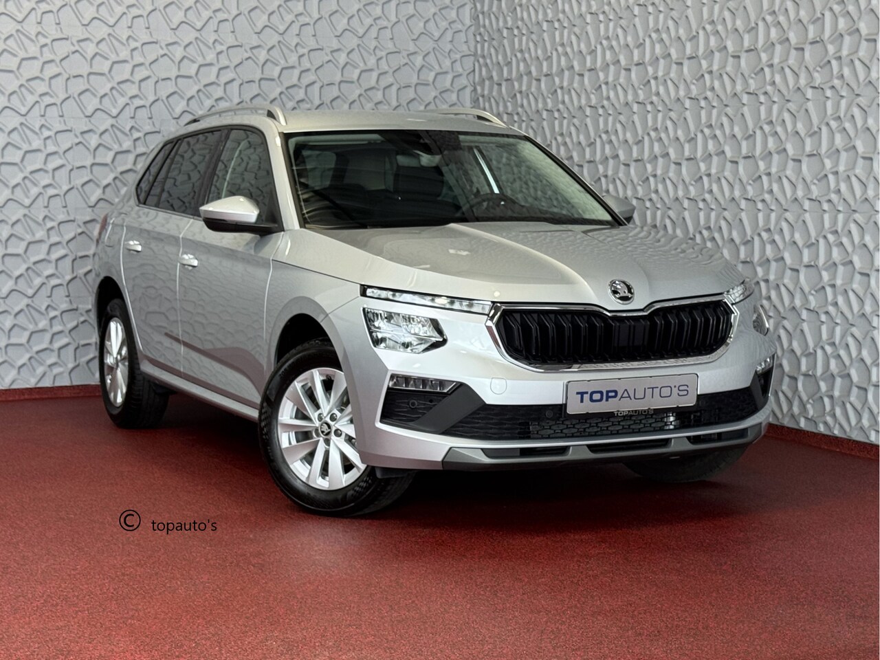 Skoda Kamiq - TSI SELECTION 2025 CAMERA STOEL/STUUR ADAP.CRUISE VERW. CARPLAY NAVI VIR.COCKPIT LMV LED - AutoWereld.nl