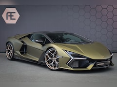 Lamborghini Revuelto - | LIFT | CARBON IN & EXTERIEUR | PASSENGER DISPLAY | ADAPTIVE CRUISE | APPLE CARPLAY | SON
