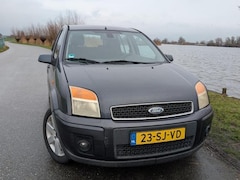 Ford Fusion - 1.6 Futura FULL AUTOMAAT ALLSEASON BANDEN