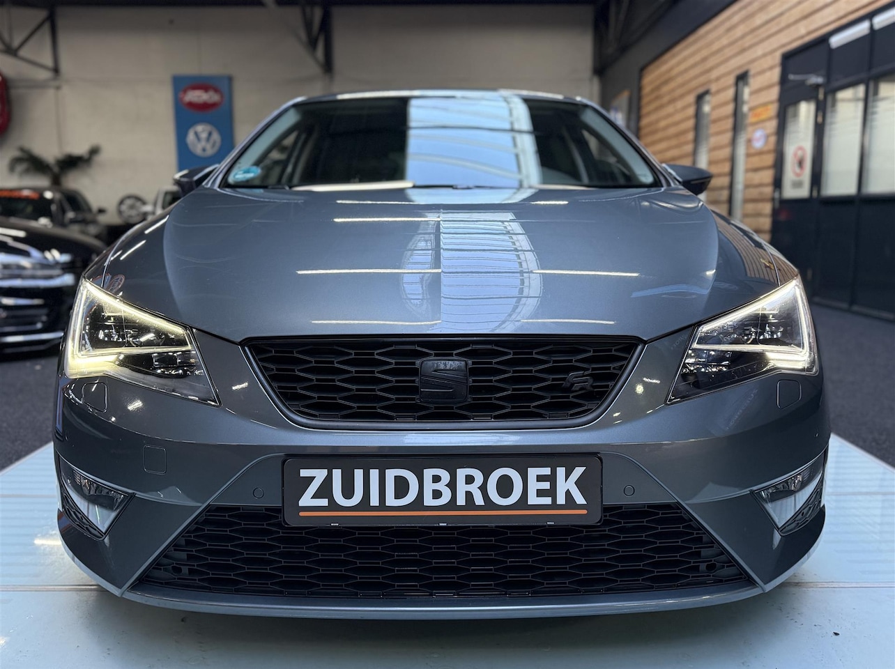 SEAT Leon - 1.4 TSI FR Cruise!! Clima!! Trekhaak!! - AutoWereld.nl