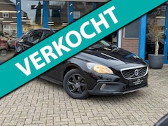 Volvo V40 Cross Country - 1.6 D2 Momentum 2013 NAVI CLIMA NAP