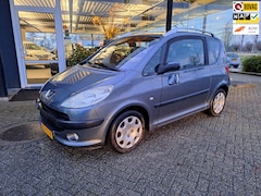 Peugeot 1007 - 1.6-16V Gentry