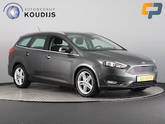 Ford Focus Wagon - 1.5 Titanium (Trekhaak / Stoel-Stuur-Voorruitverwarming)