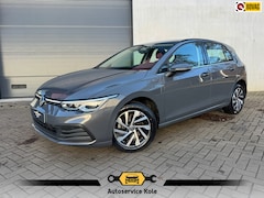 Volkswagen Golf - 1.4 eHybrid Style * Camera * Side Assist * Massage * CarPlay