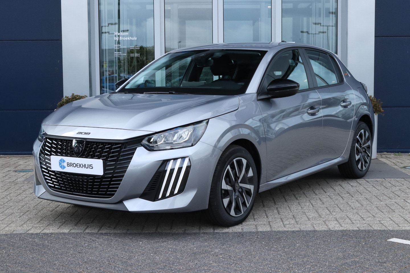 Peugeot 208 - 1.2 PureTech 75 Style | ACTIE! |  Cruise Control | Navigatie | Sensoren achter | Carplay | - AutoWereld.nl