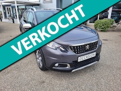 Peugeot 2008 - 1.2 PureTech Allure CROSSWAY Treekhak ALCANTARA LEER / NAVIGATIE / CAMERA / AUOTMAAT
