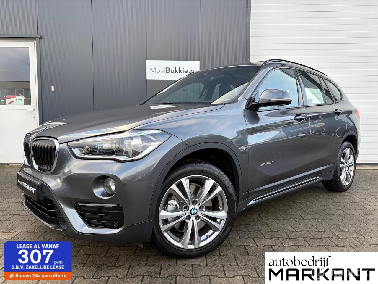 BMW X1 - 20i xDrive Sport Panoramadak / Apple-Android / Nette! - AutoWereld.nl