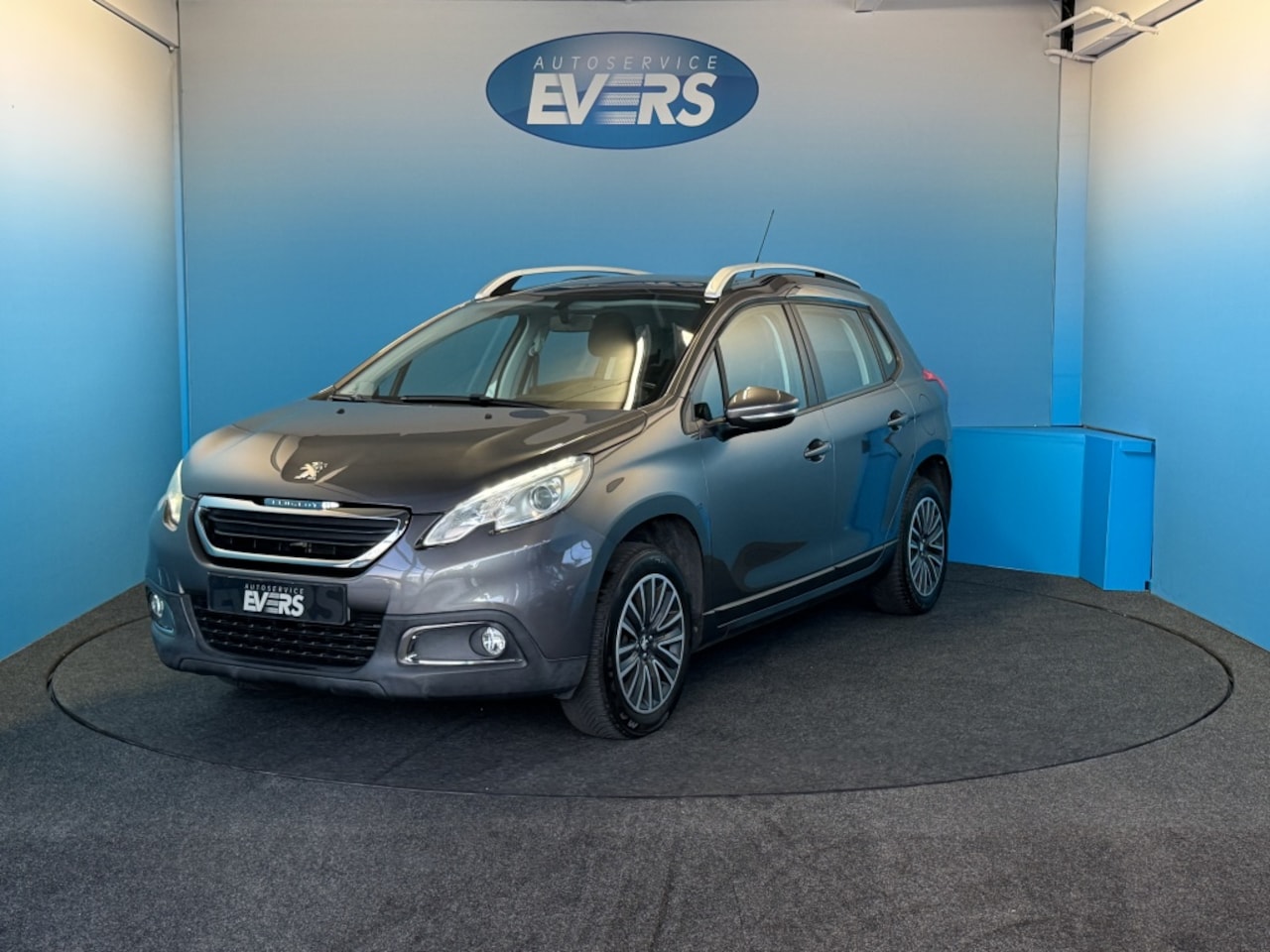 Peugeot 2008 - 1.2 VTi Active 1.2 VTi Active, Panodak, Trekhaak - AutoWereld.nl