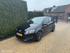 Volkswagen Polo - 1.2 12V MET NIEUWE GEREVISEERDE MOTOR EN APK
