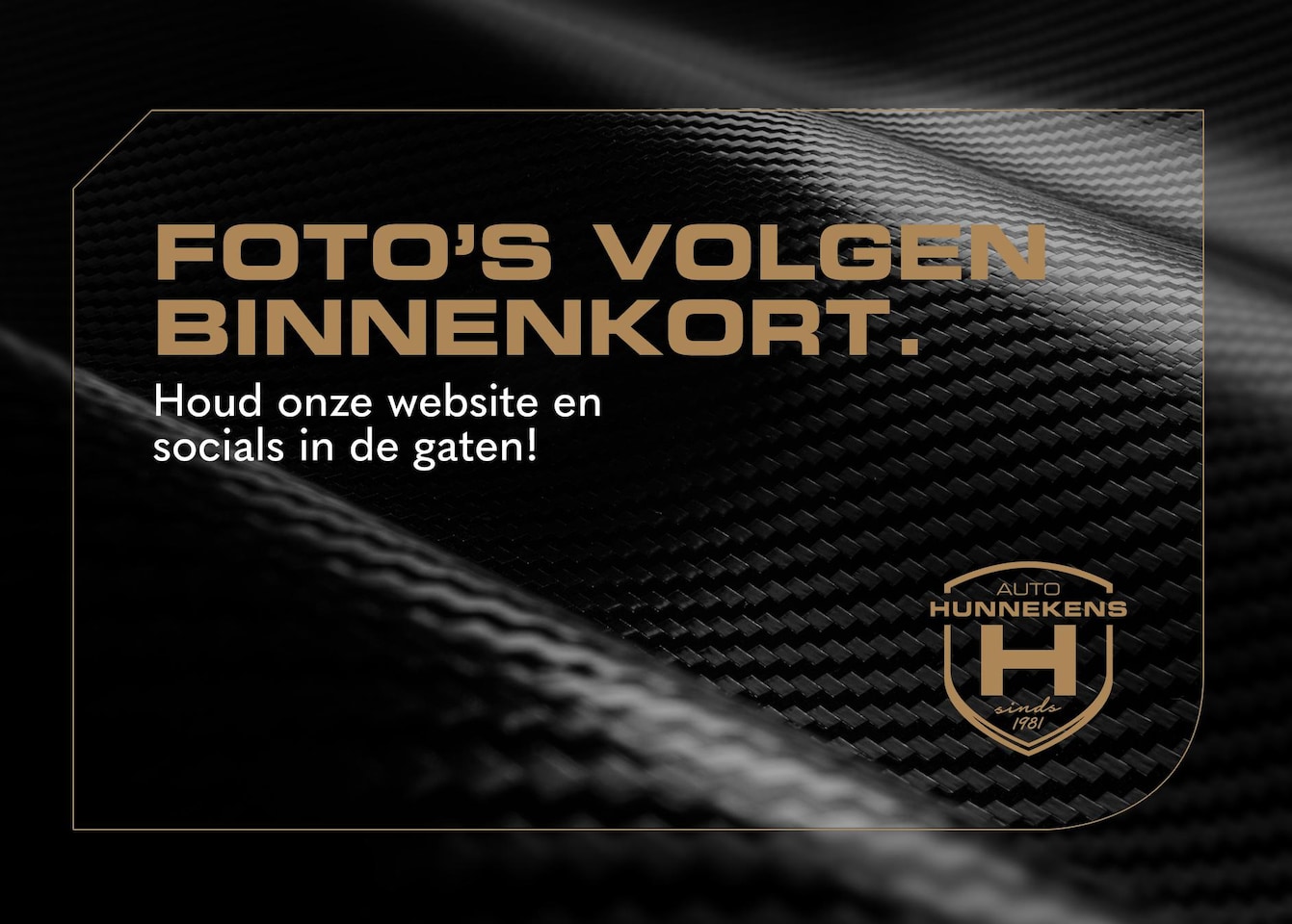 Volvo XC60 - 2.0 T6 Plug-in hybrid AWD Plus Dark Open dak | Trekhaak | Adapt. Cruise | Stoel-/stuurverw - AutoWereld.nl