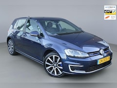 Volkswagen Golf - GTE|Clima|Camera|Navi|2e eigenaar