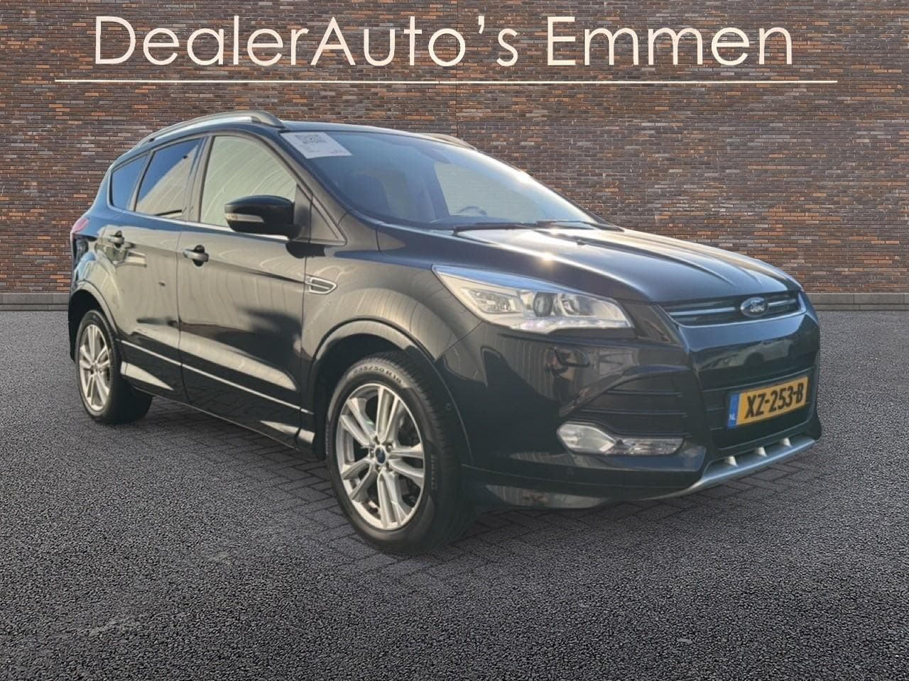Ford Kuga - 1.5 150pk LEDER NAVI LMV ECC CRUISE - AutoWereld.nl