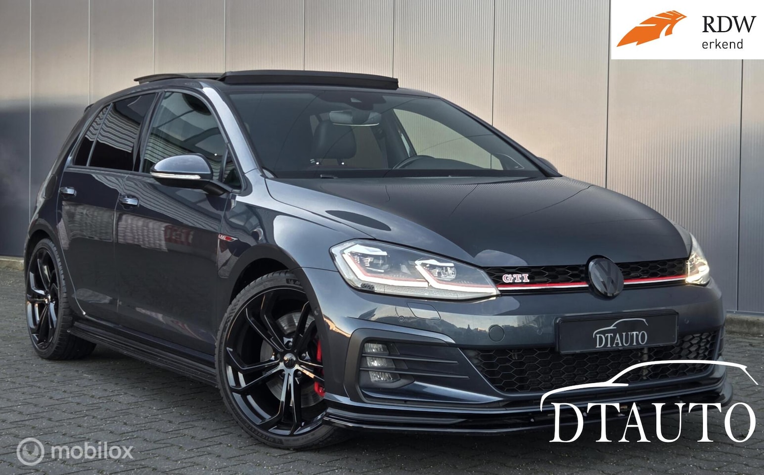 Volkswagen Golf - 2.0 GTI Performance DSG Leer Pano Stand Virt - AutoWereld.nl
