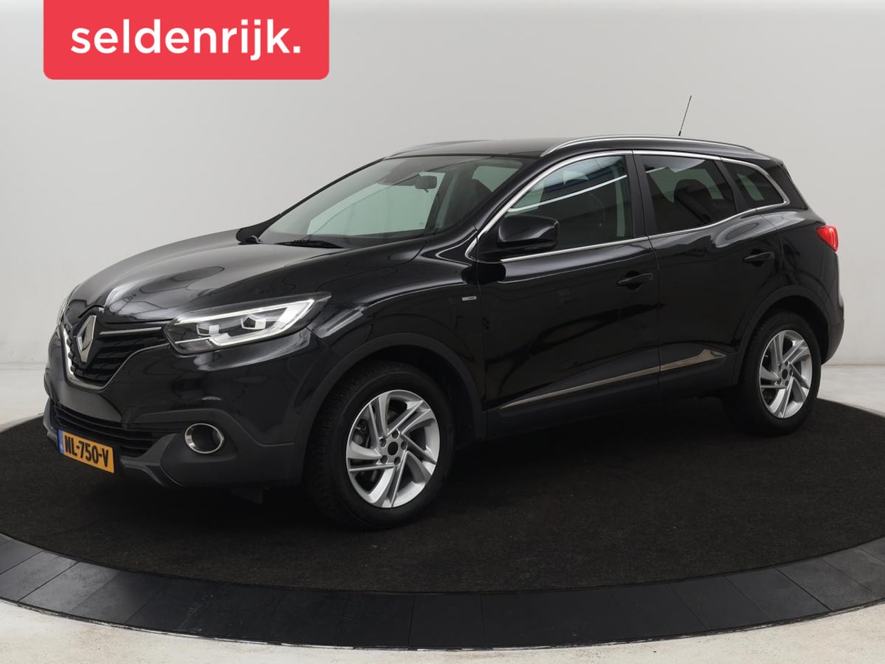 Renault Kadjar - 1.2 TCe Bose | Automaat | Trekhaak | Camera | Navigatie | Keyless | BOSE Sound | Full LED - AutoWereld.nl