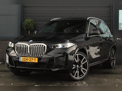BMW X5 - xDrive50e M-Sport Launch Edition | Sky Launch | Adaptief | 22 Inch | Comfort Stoelen | Bom