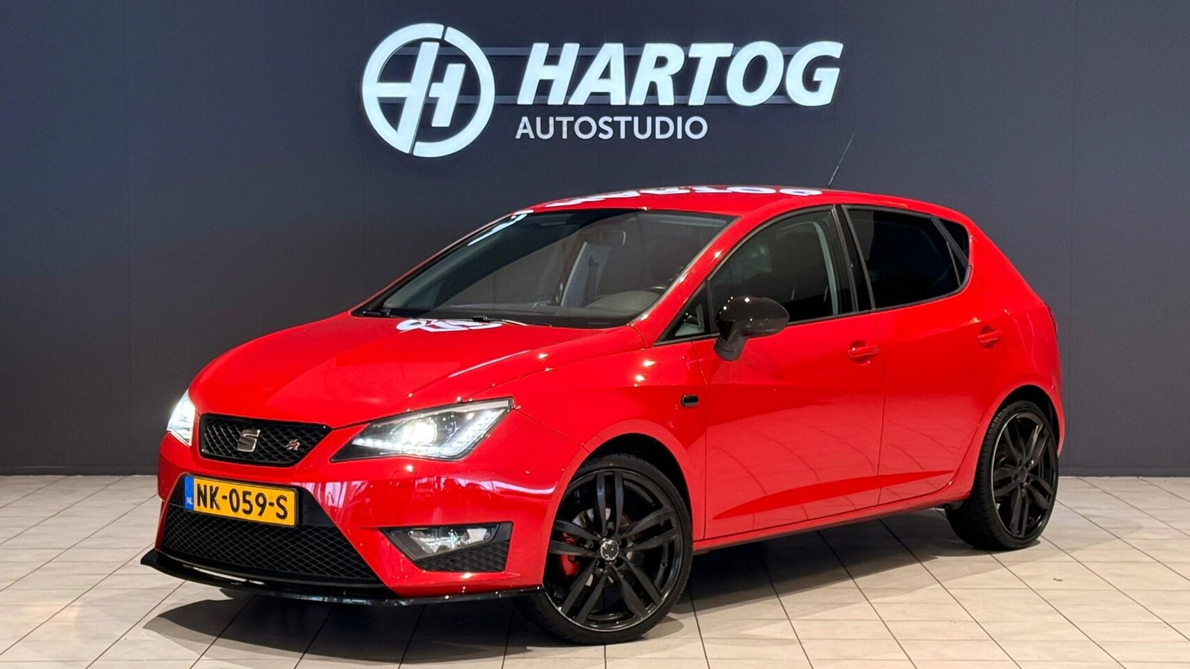 SEAT Ibiza - 1.0 EcoTSI FR Connect + SEAT SOUND / XENON / STOELVERWARMING - AutoWereld.nl