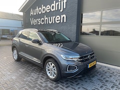 Volkswagen T-Roc - 1.5 TSI Life Edition IQ-light ergoactive stoelverwarming trekhaak afneembaar