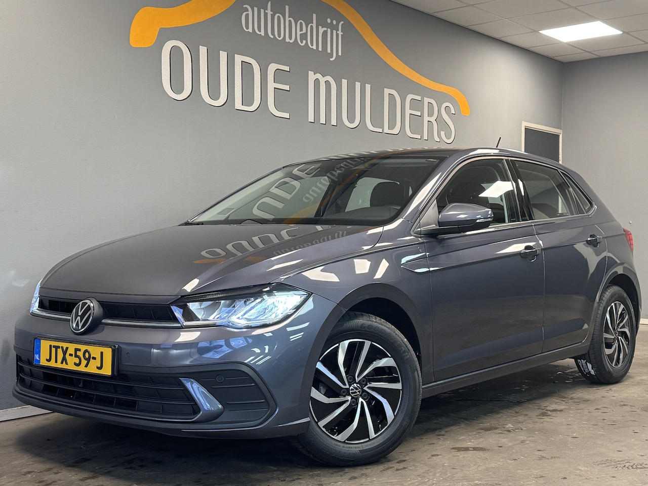 Volkswagen Polo - 1.0 Camera/Parkeersensoren/AppConnect - AutoWereld.nl