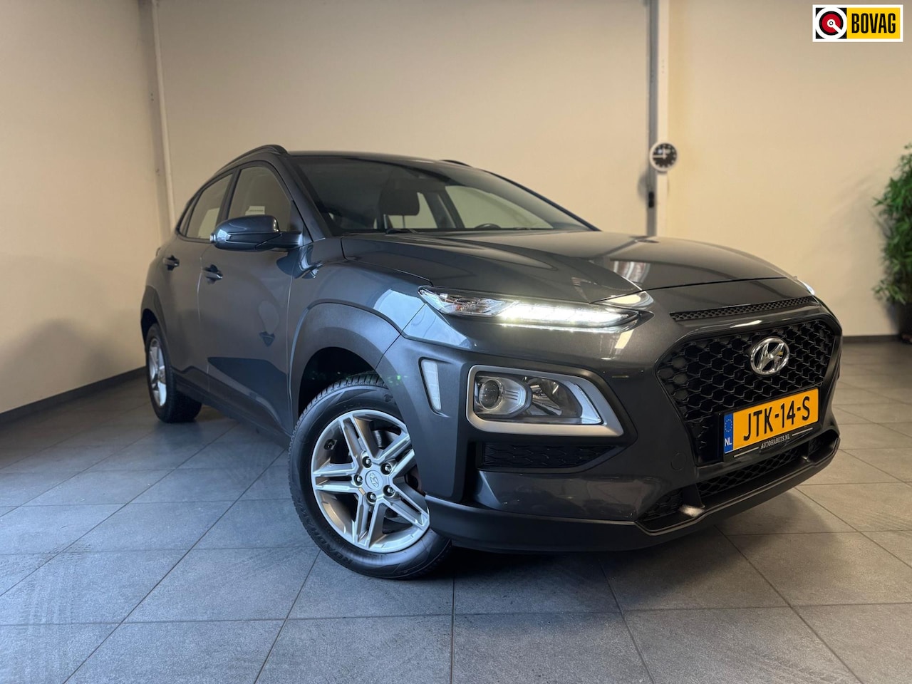 Hyundai Kona - 1.0 T-GDI Comfort / Camera/Navi/carplay/cruise/climate/Led - AutoWereld.nl