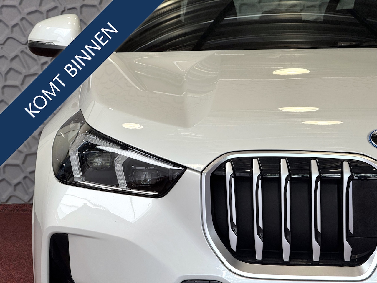 BMW X1 - XDRIVE 25E M-SPORT LED PANO.SCHUIFDAK ELEK.KLEP NAVI STOELVERW M-SHADOW LINE ELEK.STOEL ZW - AutoWereld.nl