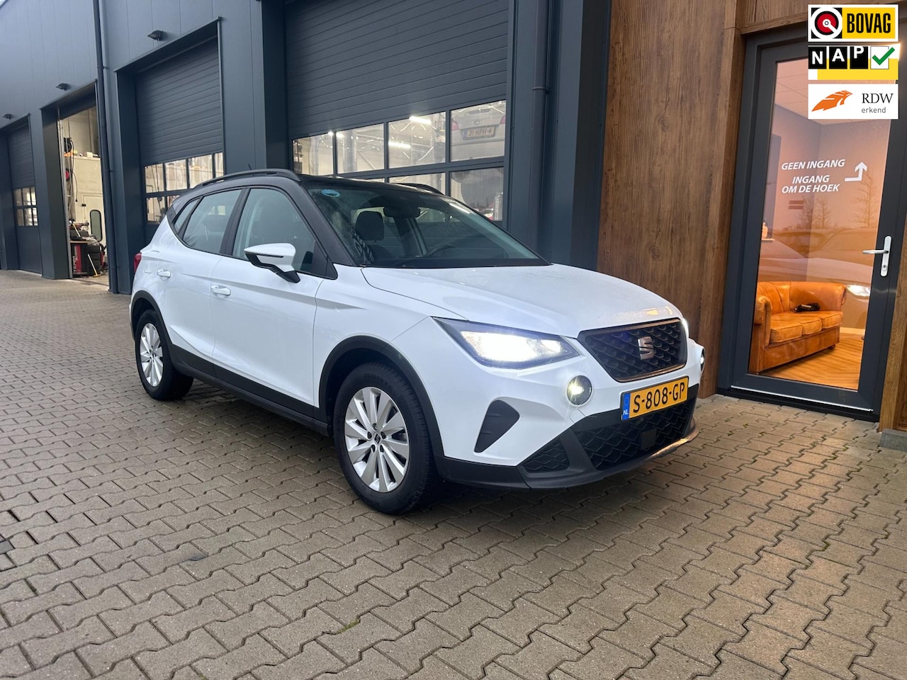 SEAT Arona - 1.0 TSI Style l clima l pdc - AutoWereld.nl