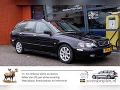 Volvo V40 - 2.0 136 pk Europa Elegance, Leer, Trekhaak