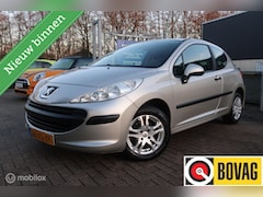 Peugeot 207 - 1.4-16V XR