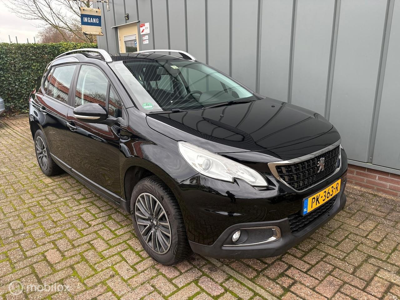 Peugeot 2008 - 1.6 BlueHDi CLIMA//NAVI//CRUISE//TREKHAAK//PDC//ELEC.RAMEN