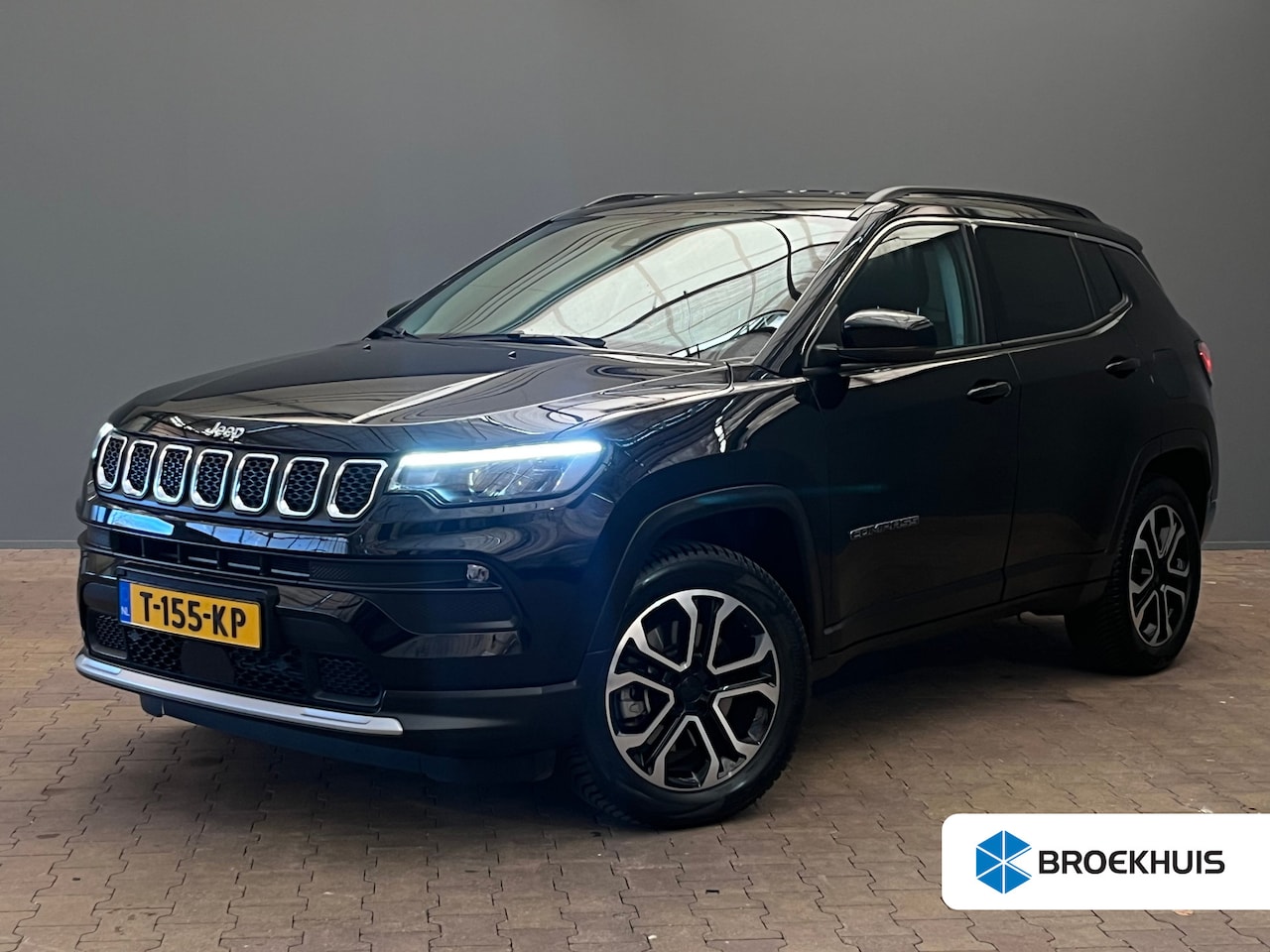 Jeep Compass - 4xe 240 Plug-in Hybrid Electric Limited Camera | Digitaal Dashboard | 18" Lichtmetaal | Ad - AutoWereld.nl
