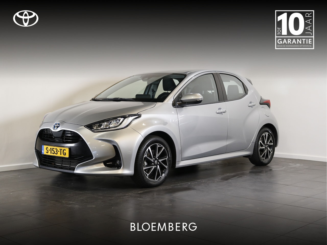 Toyota Yaris - 1.5 Hybrid Dynamic | Trekhaak | All Season banden | Keyless | - AutoWereld.nl