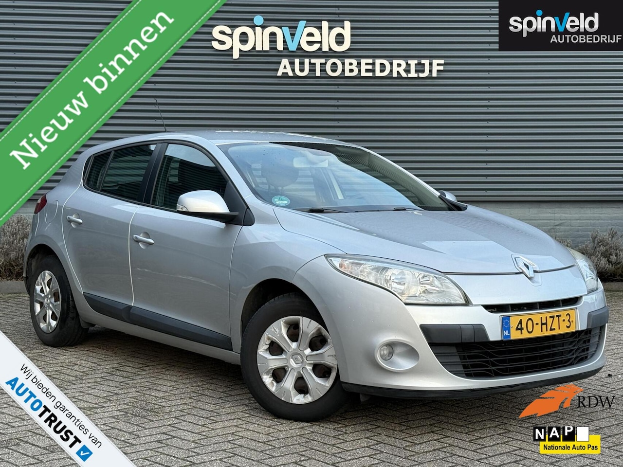Renault Mégane - 1.6 Sélection Business BJ`09 NAP NL Navi Airco Cruise Trekhaak - AutoWereld.nl