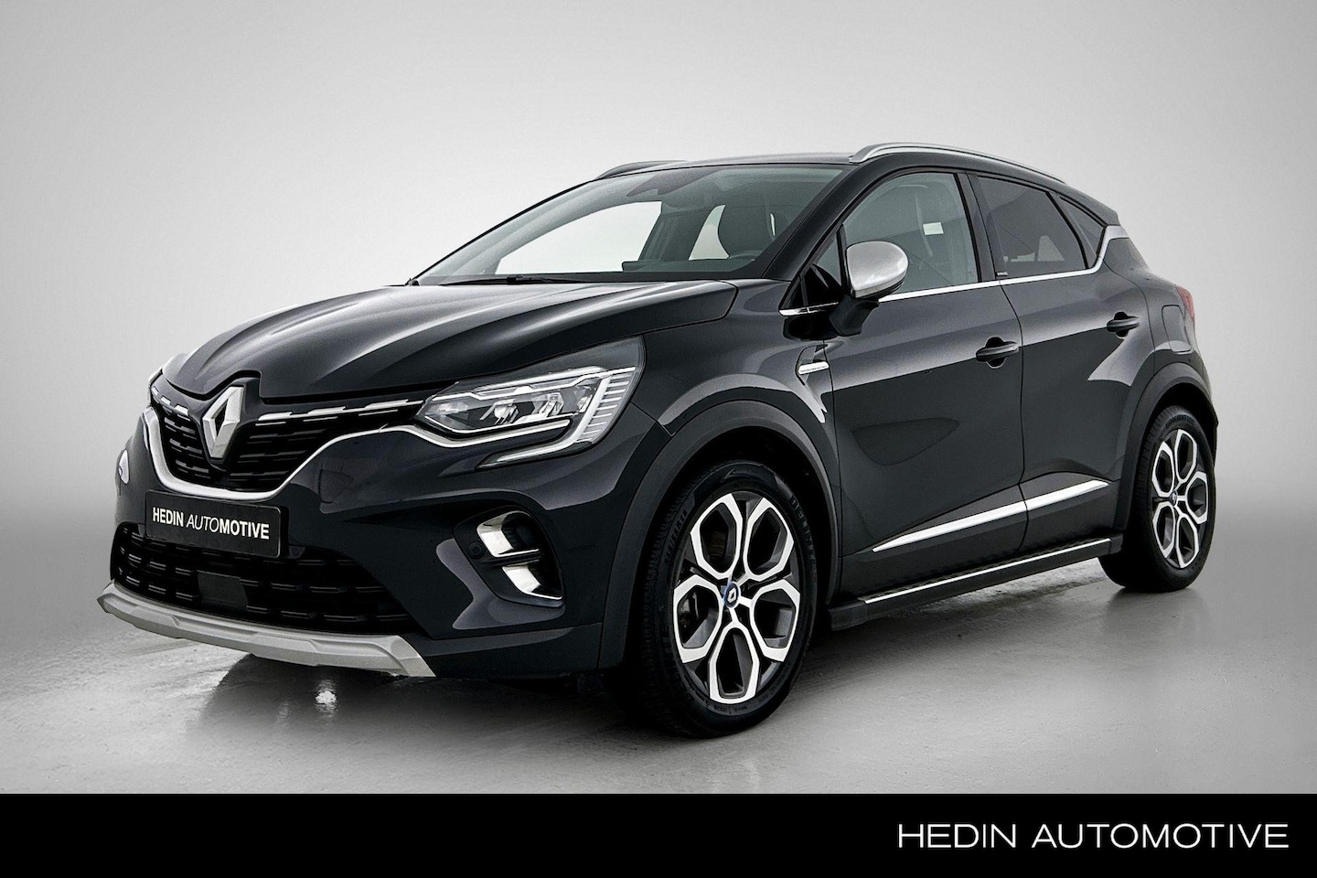 Renault Captur - 1.6 E-Tech Plug-in Hybrid 160 Edition One | Bose | Sidesteps | navigatie | Climate control - AutoWereld.nl