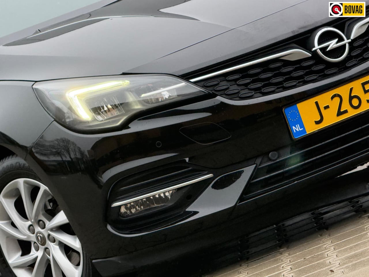Opel Astra - 1.2 Edition | Black Sapphire | Carplay/Navi/Cruise/LED/Clima - AutoWereld.nl