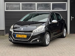 Peugeot 208 - 1.2 PureTech Blue Lease Premium Trekhaak, Pano, Cruise, PDC