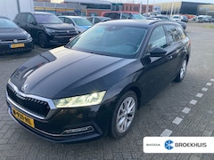 Skoda Octavia Combi - 1.5 e-TSI 150 pk Business Edition 7-DSG | Trekhaak | Parkeersensoren | Navigatie |