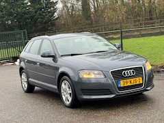 Audi A3 Sportback - 1.4 TFSI Attraction Pro Line Business /Airco/6-Bak/Navi/