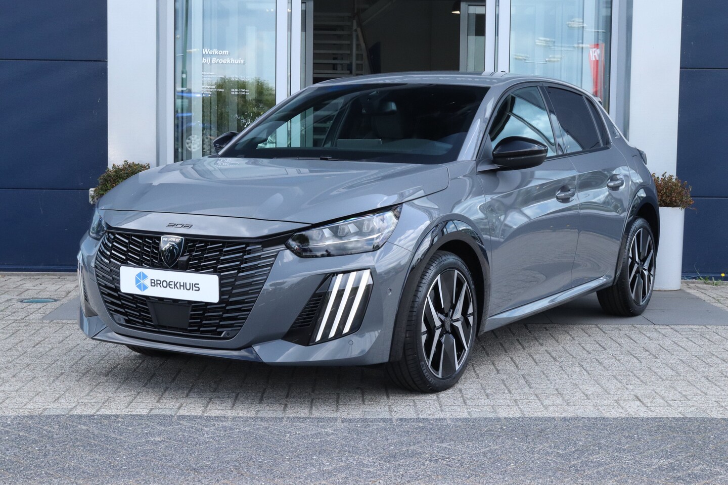Peugeot 208 - GT | Adaptieve Cruise | Camera voor & achter | Carplay | Sfeerverlichting | Keyless - AutoWereld.nl