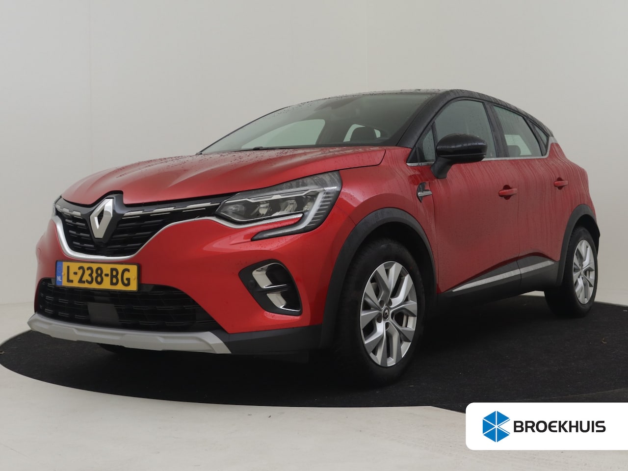 Renault Captur - 1.3 TCe 130 Intens 130pk AUTOMAAT | Dodehoek detectie  | Navigatie via app connect | Adapt - AutoWereld.nl