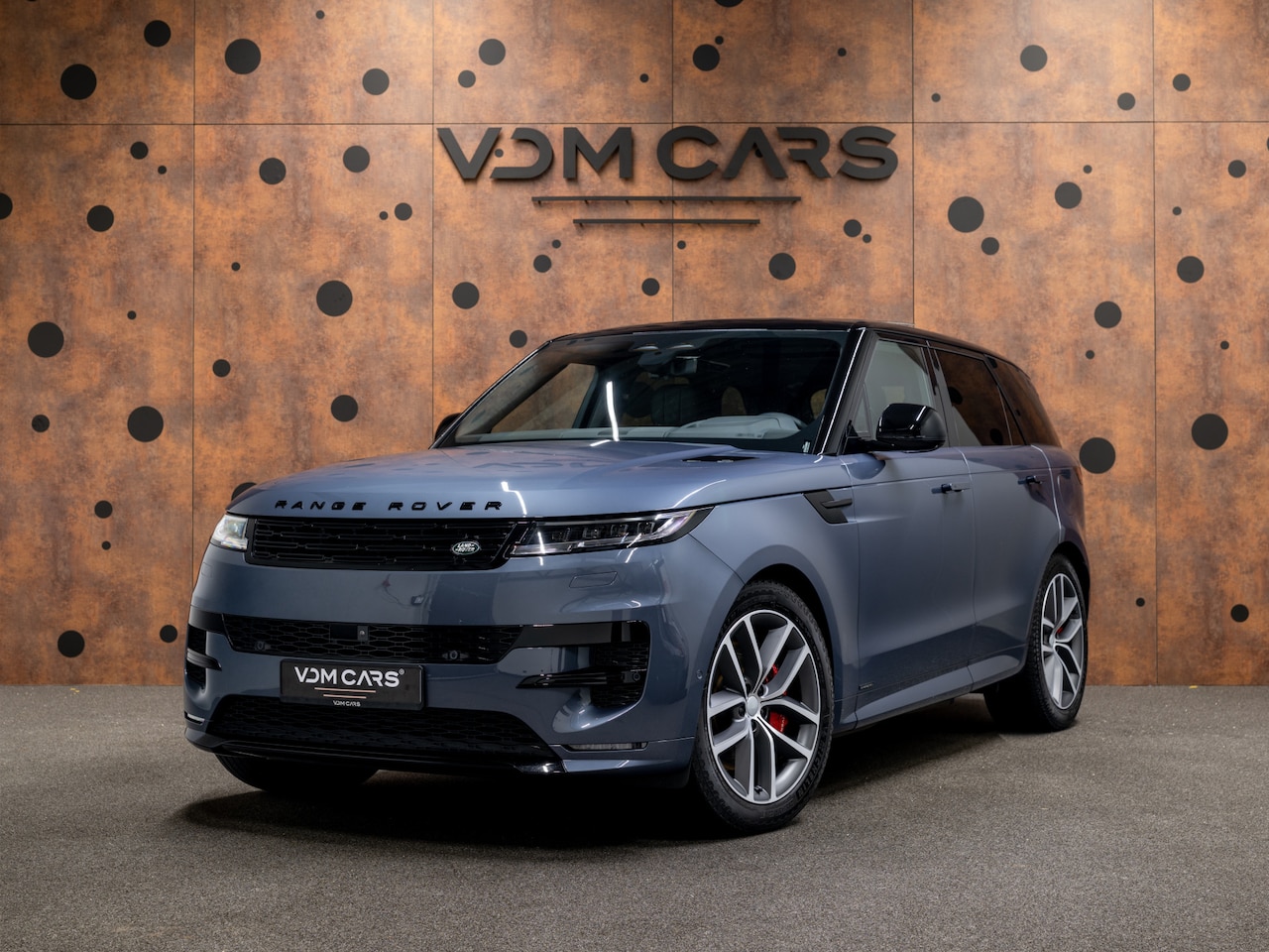 Land Rover Range Rover Sport - 3.0 P550e Autobiography PHEV | Koelbox | 4-wielbesturing | HUD | Massage | - AutoWereld.nl